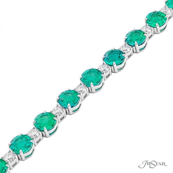 Round Emerald and Diamond Bracelet Prong SetFancy Color