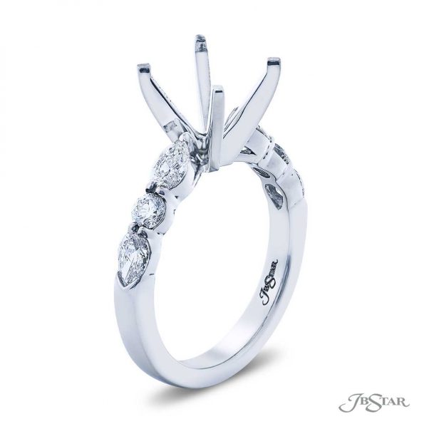 Diamond semi-mount pear and round diamonds