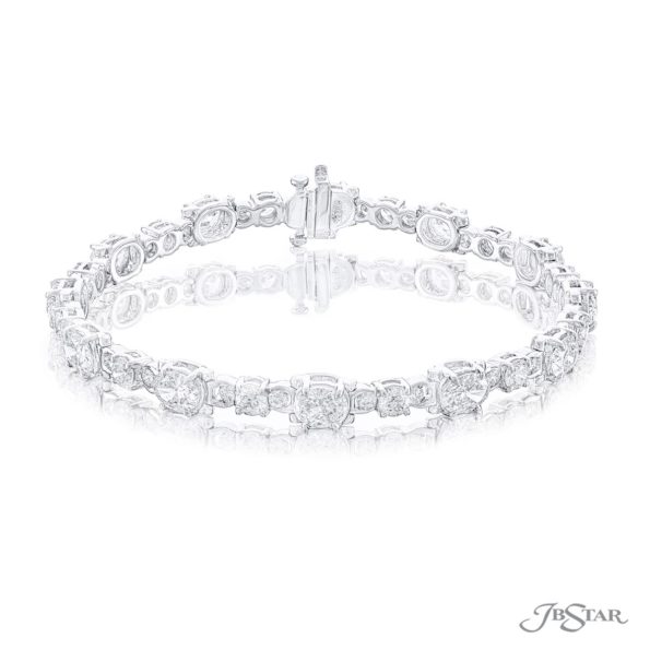 Diamond bracelet featuring oval and round diamonds