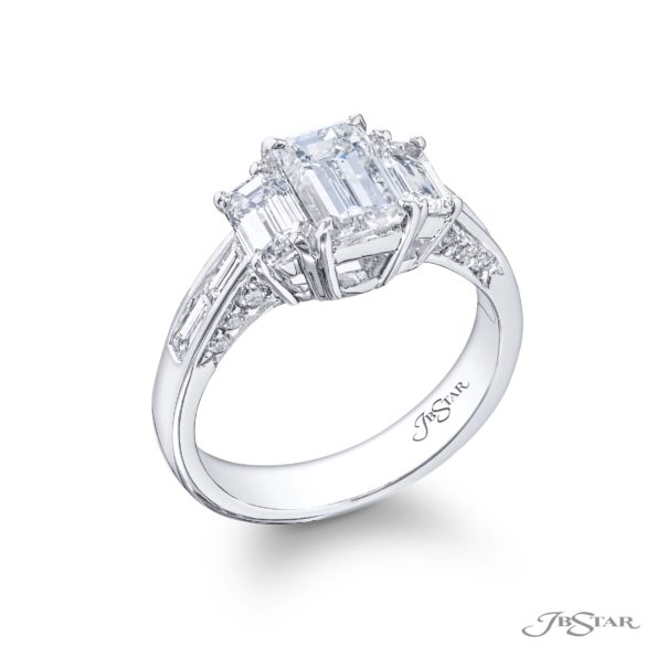 Diamond Engagment Ring Emerald-Cut 1.01 GIA Certified