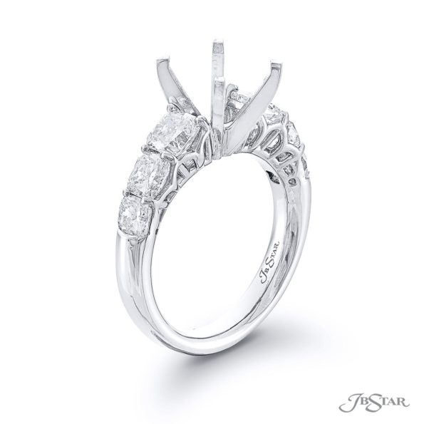 Diamond semi-mount 6 cushion-cut diamonds