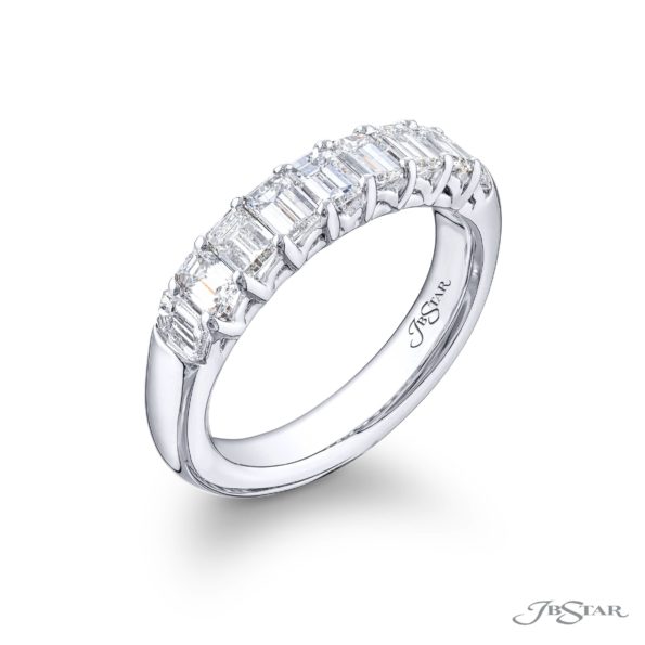 Iconic Single-Row Emerald-Cut Diamond Band | Nine Diamonds in Pure Platinum
