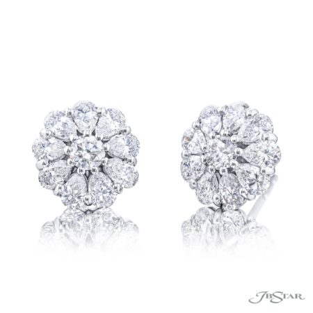 Elegant Pear-Shaped Diamond Drop Earrings Elegant Pear-Shaped Diamond Drop Earrings