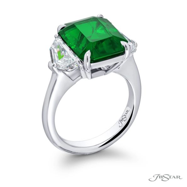 6.14 ct Certified Vivid Green Emerald & Diamond Ring | Emerald-Cut Emerald with Epaulet Diamonds in Platinum | Magnificent Design by Jb Star