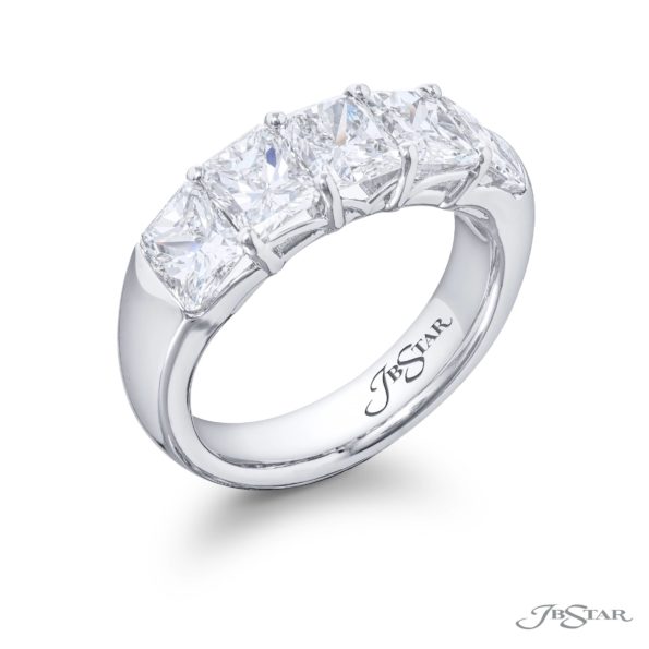 Elegance Elevated: Classic Single-Row Radiant-Cut Diamond Band in Platinum