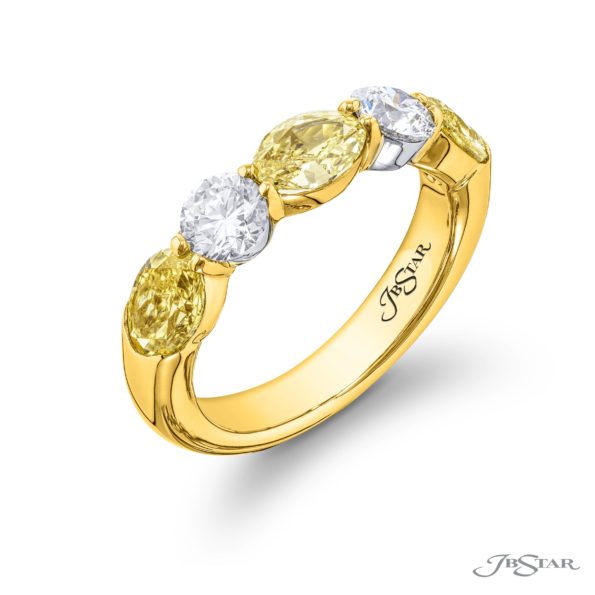 Iconic Single-Row Fancy Yellow Diamond Band | Oval & Round Diamonds in Platinum & 18K Yellow Gold