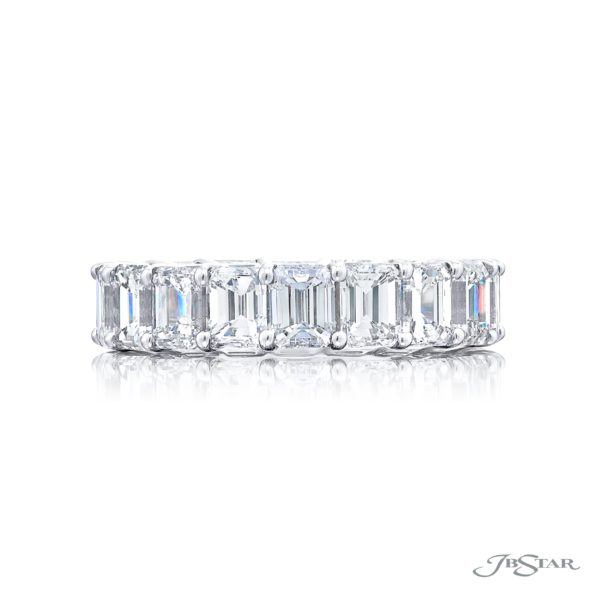 Diamond Eternity band 15 radiant-cut diamonds