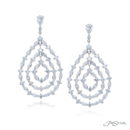 One-of-a-Kind GIA Certified Pear-Shaped Diamond Chandelier Earrings in Platinum One-of-a-Kind GIA Certified Pear-Shaped Diamond Chandelier Earrings in Platinum