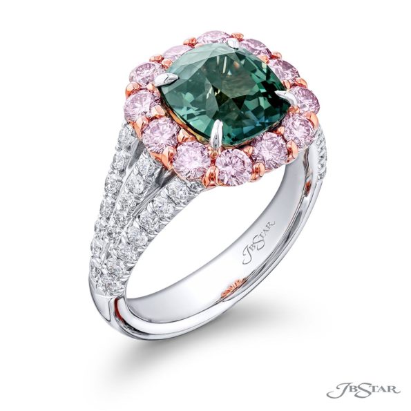 Fancy Yellow Green Diamond Ring Cushion-Cut 3.05 ct