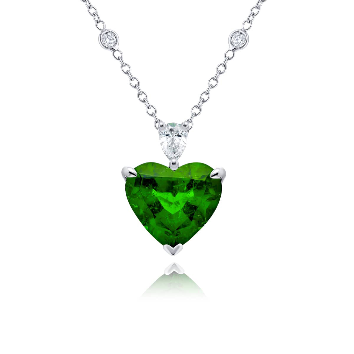 Exquisite Style: One-of-a-Kind 4.11 ct Certified Vivid Emerald Heart-Shaped Pendant with Pear-Shaped Diamond