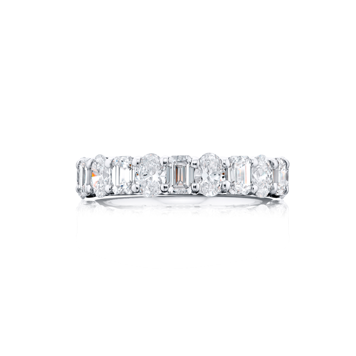Platinum Emerald-Cut and Oval Diamond Band Platinum Emerald-Cut and Oval Diamond Band