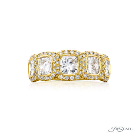 18K Yellow Gold Cushion-Cut Diamond Bezel Band