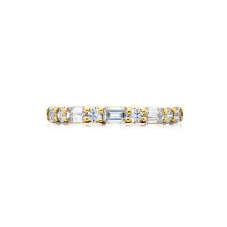 18K Yellow Gold Emerald-Cut and Round East-West Band 18K Yellow Gold Emerald-Cut and Round East-West Band